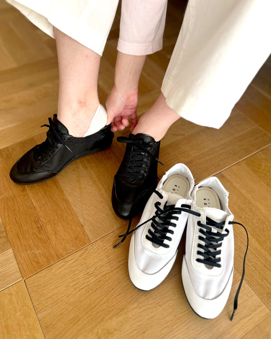 ポケッタブルスニーカー