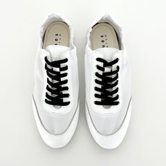 ポケッタブルスニーカー