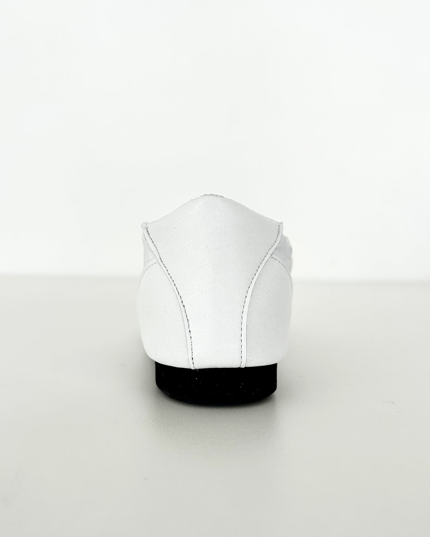 ポケッタブルスニーカー