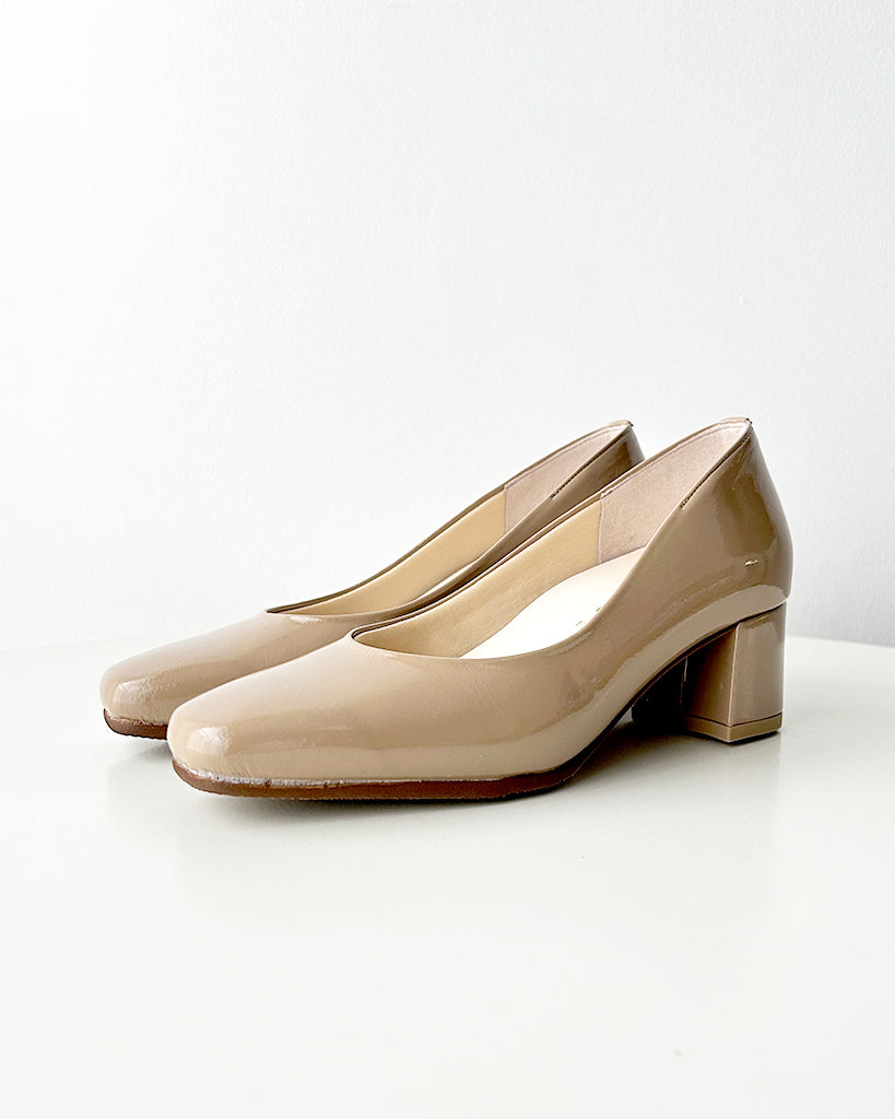 【マシュマロフィット】スクエアトウパンプス