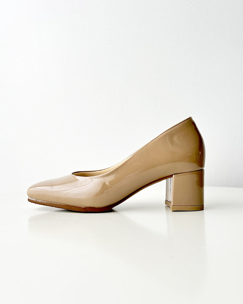 【マシュマロフィット】スクエアトウパンプス